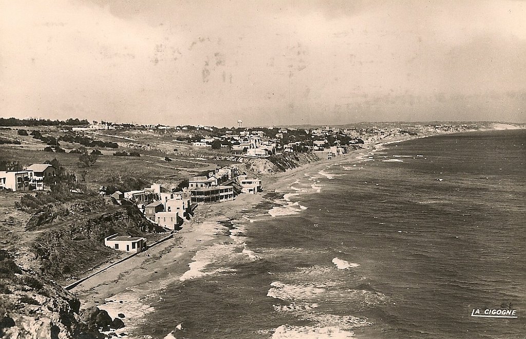 la plage de Trouville, 1955.JPG